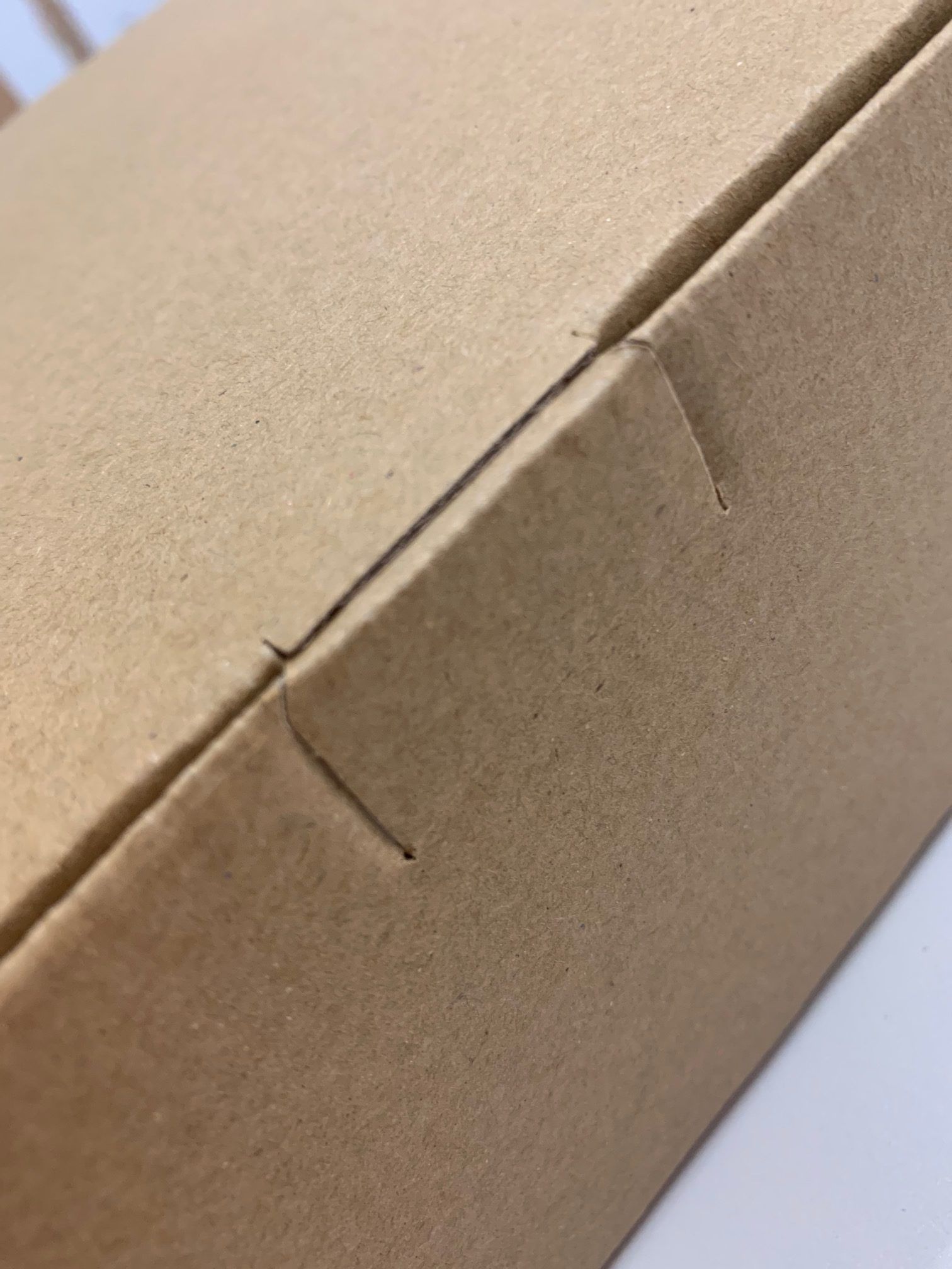 Caja cartón kraft cierre superior reforzado 35,5 x 23 x 9 cm - Imagen 3